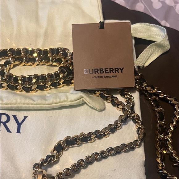 Burberry Tan and Black Crossbody Bag with Gold Chain - Picture 5 of 6